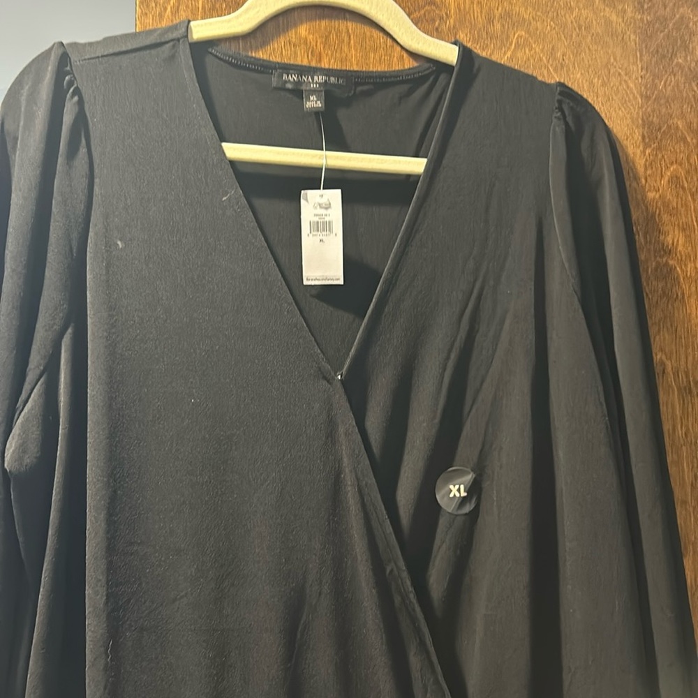 Banana Republic Blouae